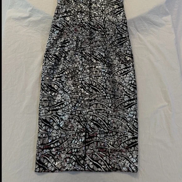 Tatyana Silver Sequin Pin-Up Midi Dress - Picture 6 of 7